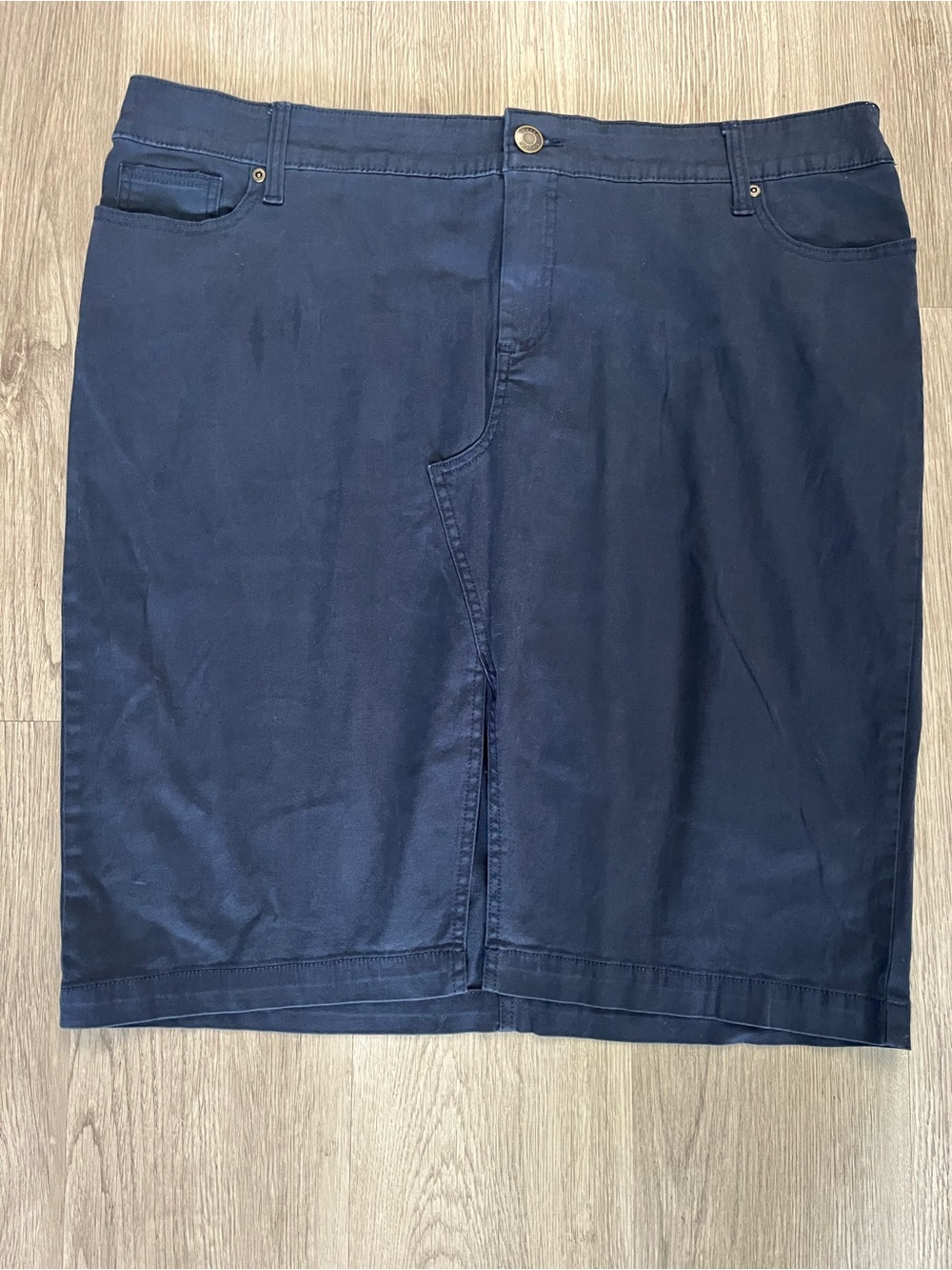 🔥390–Women's Navy Pencil Skirt - Classic Stretch Fit